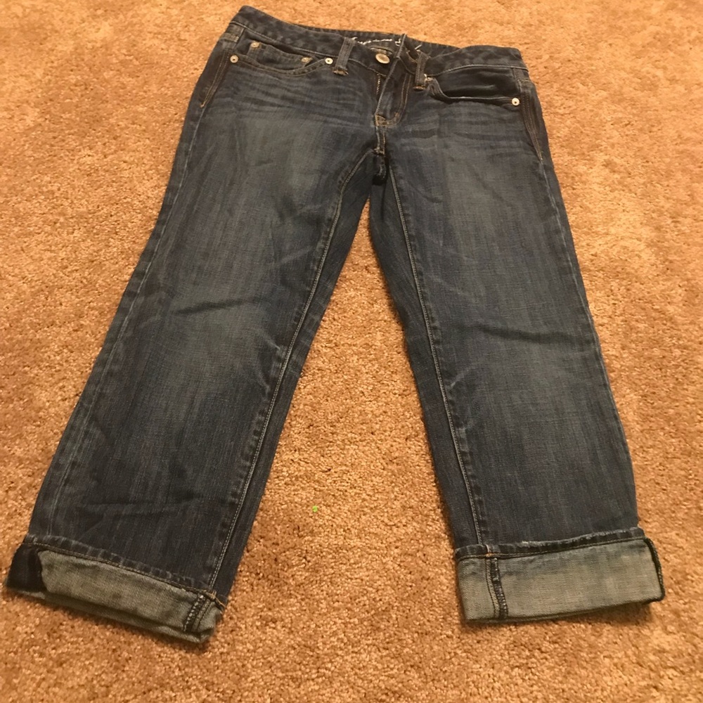 American Eagle crop boyfit